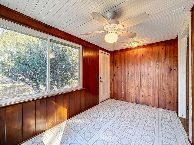 5759 LAKE STREET, Mount Dora, FL 32757