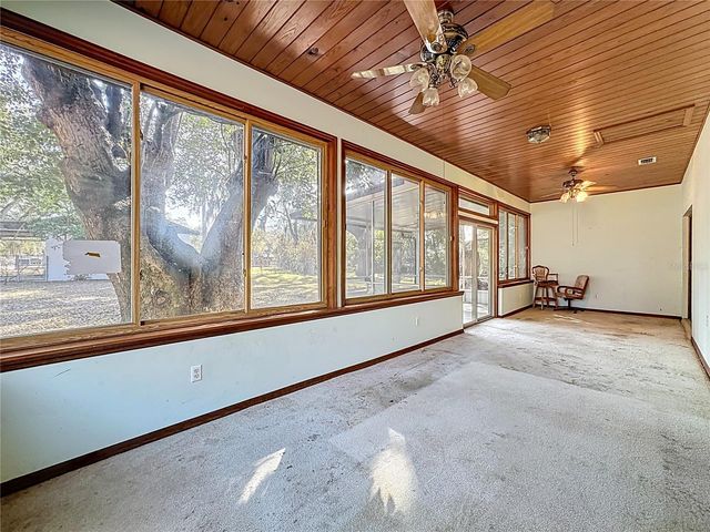 5759 LAKE STREET, Mount Dora, FL 32757