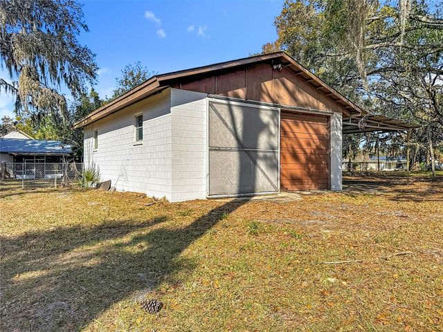 5759 LAKE STREET, Mount Dora, FL 32757