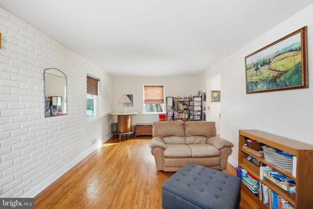 8506 GLENVILLE RD, Takoma Park, MD 20912