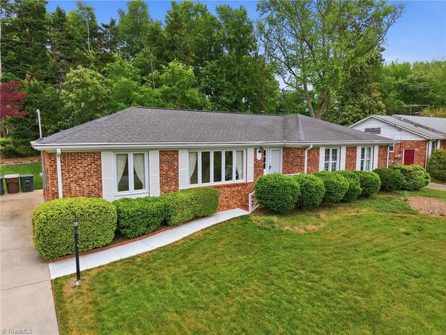3420 Glouchester Lane, Greensboro, NC 27410