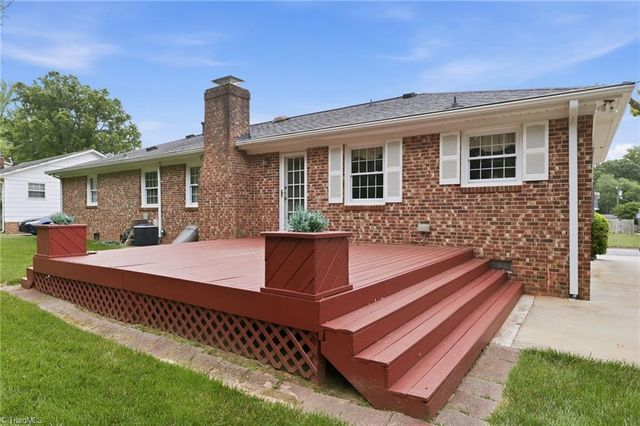 3420 Glouchester Lane, Greensboro, NC 27410