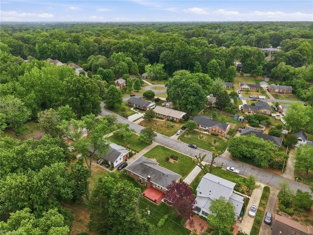 3420 Glouchester Lane, Greensboro, NC 27410