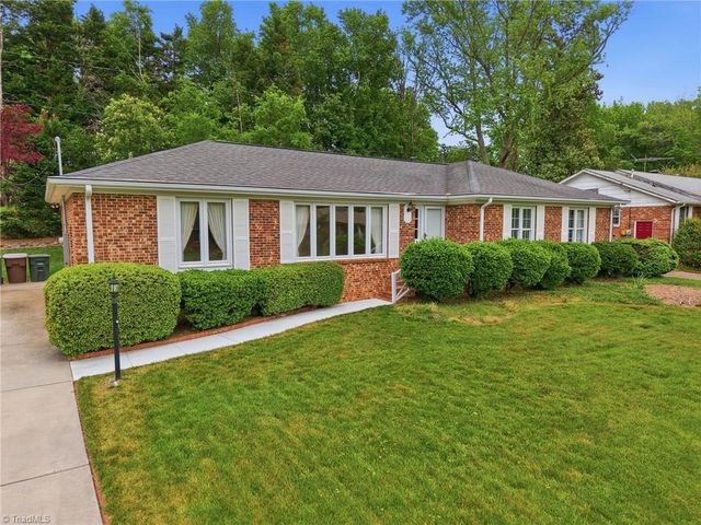 3420 Glouchester Lane, Greensboro, NC 27410