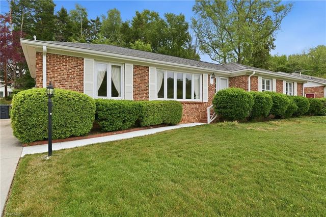 3420 Glouchester Lane, Greensboro, NC 27410