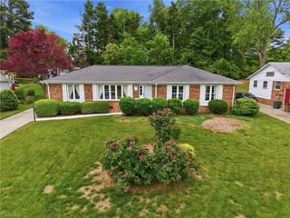 3420 Glouchester Lane, Greensboro, NC 27410