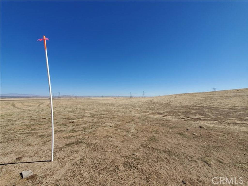 2 Ave E4 Avenue, Lancaster, CA 93536