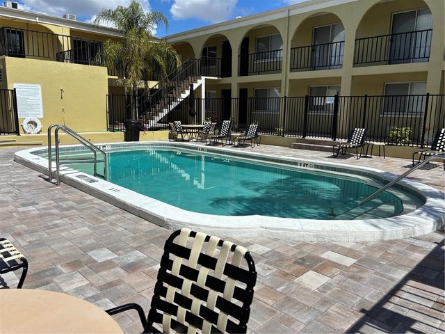 3206 W AZEELE STREET 230, Tampa, FL 33609