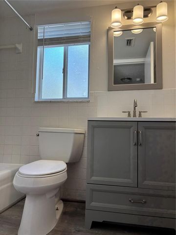 3206 W AZEELE STREET 230, Tampa, FL 33609