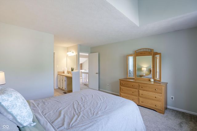 9457 Bridgewater Circle, Indianapolis, IN 46250
