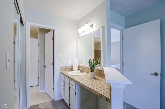 9457 Bridgewater Circle, Indianapolis, IN 46250