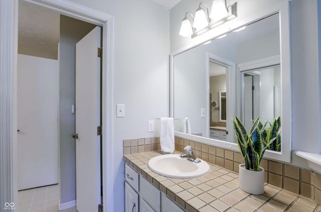 9457 Bridgewater Circle, Indianapolis, IN 46250