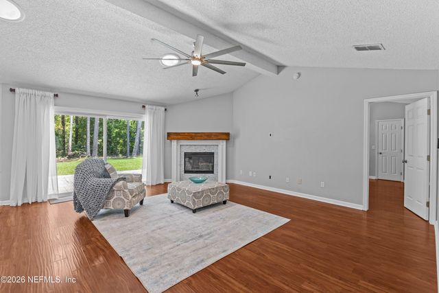 11865 MOUNTAIN ASH Road E, Jacksonville, FL 32223
