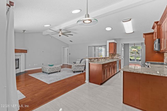 11865 MOUNTAIN ASH Road E, Jacksonville, FL 32223