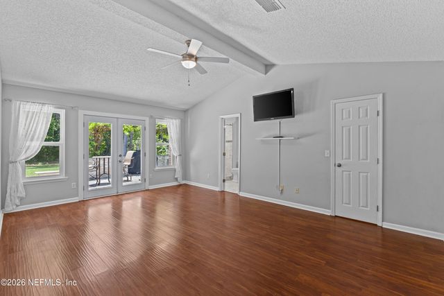 11865 MOUNTAIN ASH Road E, Jacksonville, FL 32223