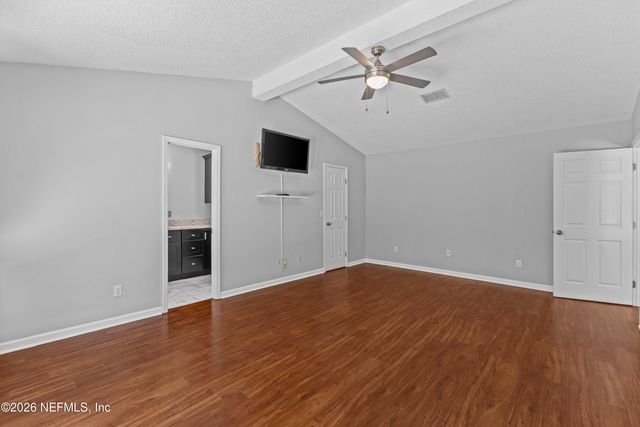 11865 MOUNTAIN ASH Road E, Jacksonville, FL 32223
