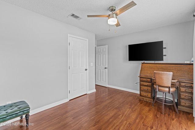 11865 MOUNTAIN ASH Road E, Jacksonville, FL 32223