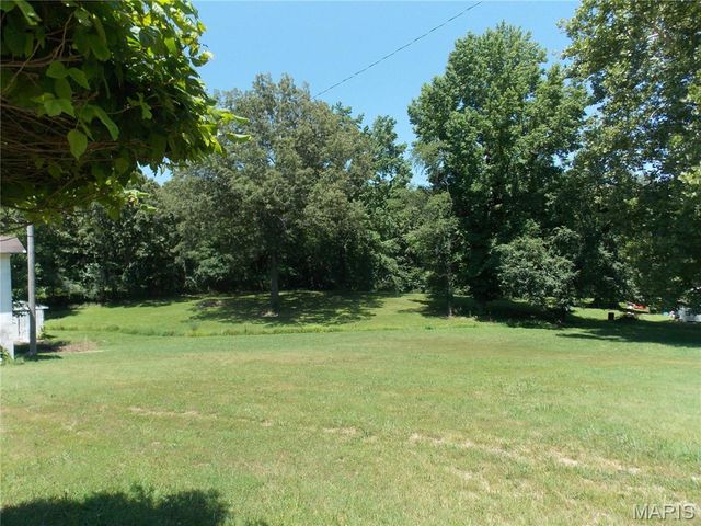 2005 W Spring, Poplar Bluff, MO 63901
