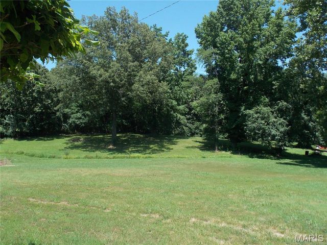 2005 W Spring, Poplar Bluff, MO 63901