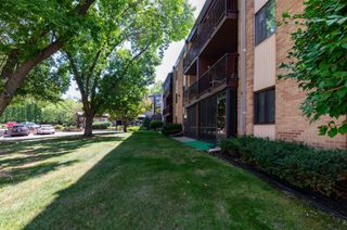 2670 Oxford Street N 204, Roseville, MN 55113