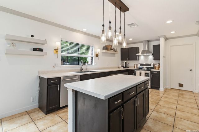 11219 Taylor Crest, San Antonio, TX 78249