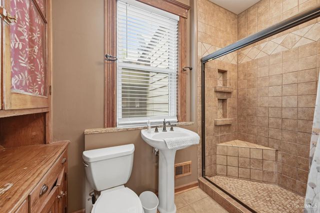 3742 Regent Avenue, Norwood, OH 45212