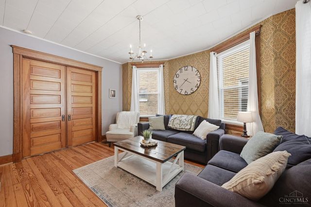 3742 Regent Avenue, Norwood, OH 45212