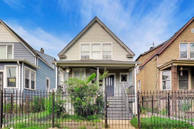 2206 N Kostner Avenue B, Chicago, IL 60639