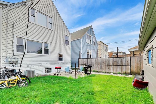 2206 N Kostner Avenue B, Chicago, IL 60639