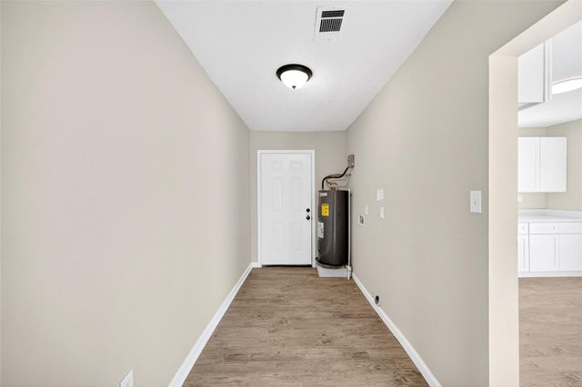 4918 Los Angeles Street, Houston, TX 77026