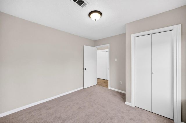 4918 Los Angeles Street, Houston, TX 77026