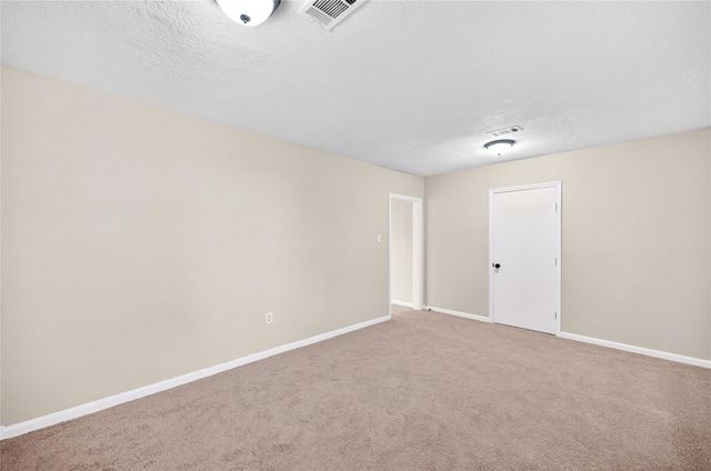 4918 Los Angeles Street, Houston, TX 77026