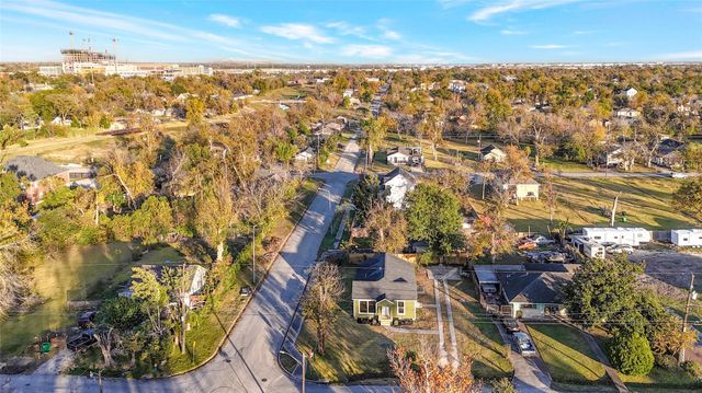 4918 Los Angeles Street, Houston, TX 77026