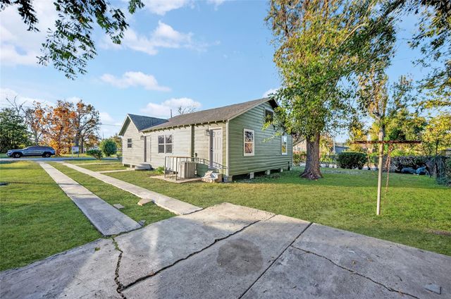 4918 Los Angeles Street, Houston, TX 77026