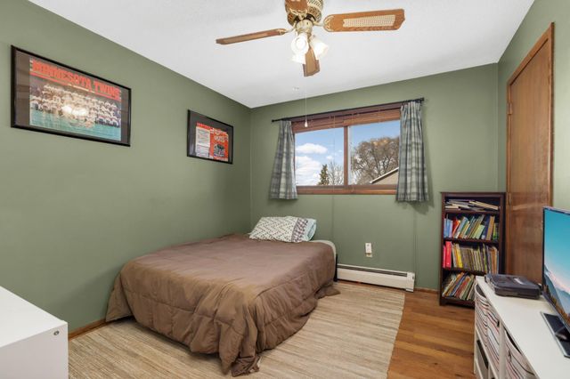 6190 Hillsdale Drive, Mound, MN 55364