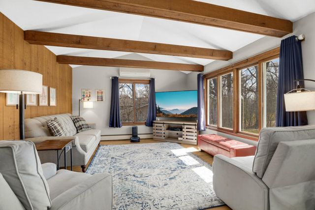 6190 Hillsdale Drive, Mound, MN 55364