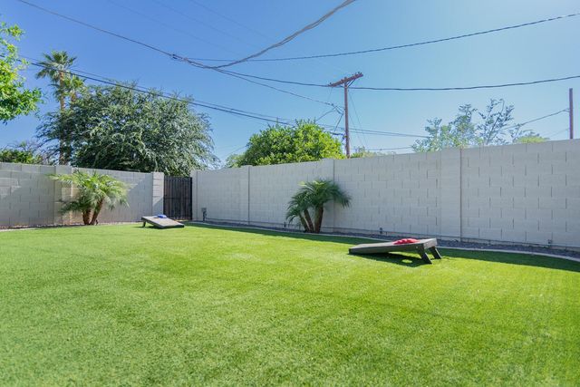 7435 E Granada Road, Scottsdale, AZ 85257