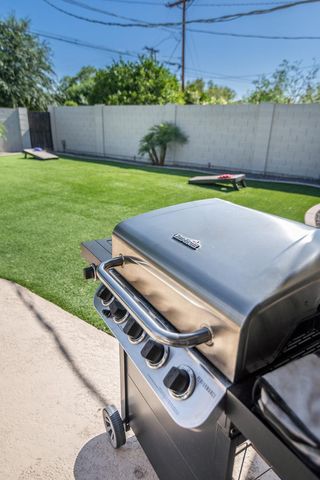 7435 E Granada Road, Scottsdale, AZ 85257