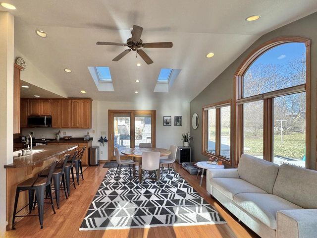 3290 Arroyo ROAD, Brookfield, WI 53045