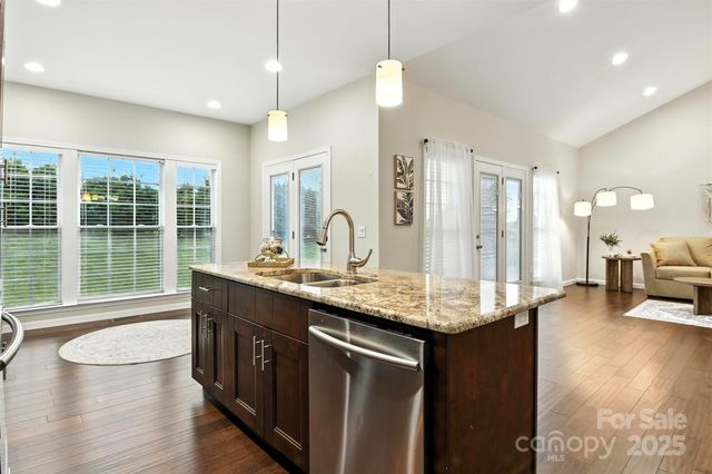 1903 46th Avenue Drive NE, Hickory, NC 28601
