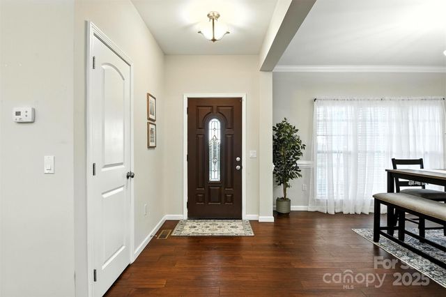 1903 46th Avenue Drive NE, Hickory, NC 28601