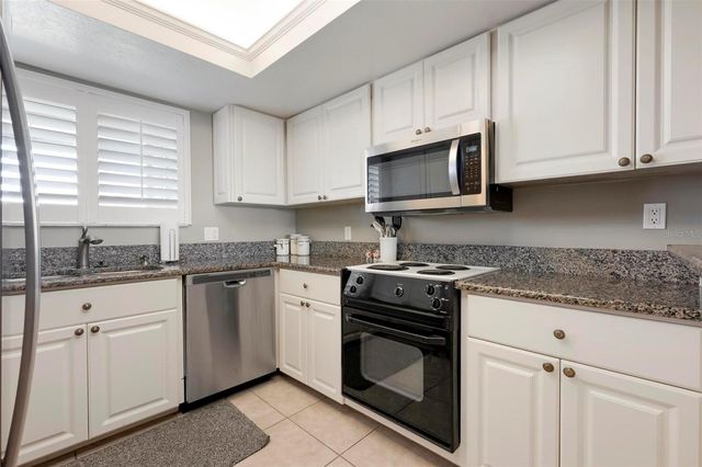 711 MANATEE AVENUE, Holmes Beach, FL 34217