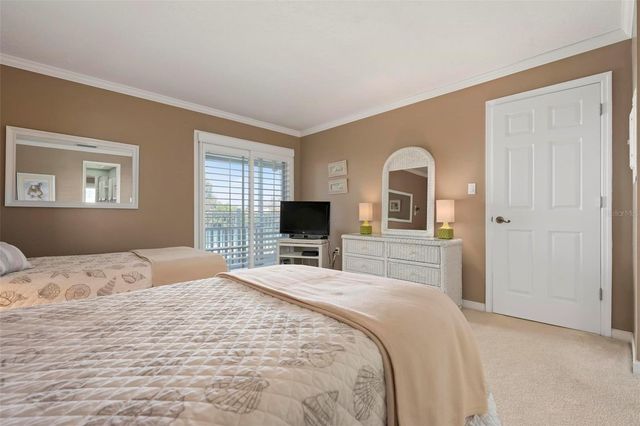 711 MANATEE AVENUE, Holmes Beach, FL 34217