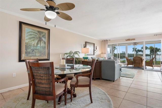 711 MANATEE AVENUE, Holmes Beach, FL 34217