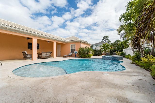 2625 E Community Drive, Jupiter, FL 33458