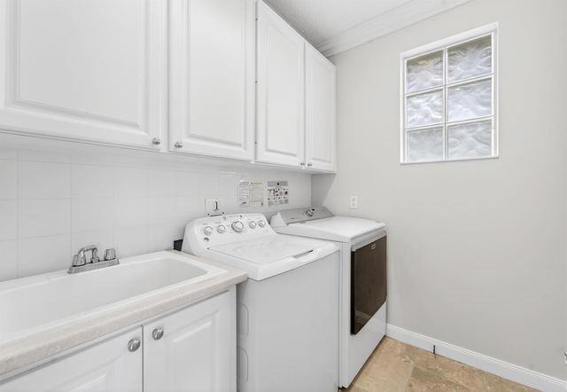 2625 E Community Drive, Jupiter, FL 33458