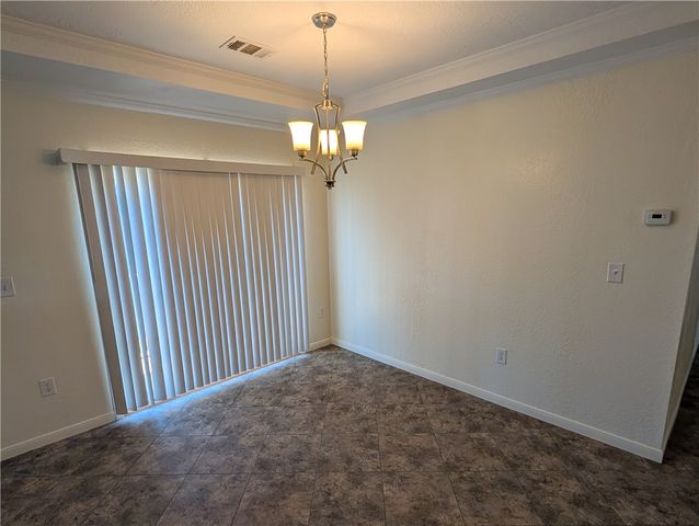 933 Grand View St, Corpus Christi, TX 78418