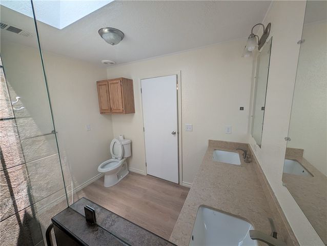 933 Grand View St, Corpus Christi, TX 78418