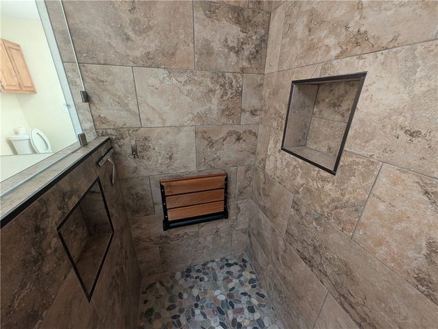 933 Grand View St, Corpus Christi, TX 78418