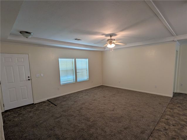 933 Grand View St, Corpus Christi, TX 78418